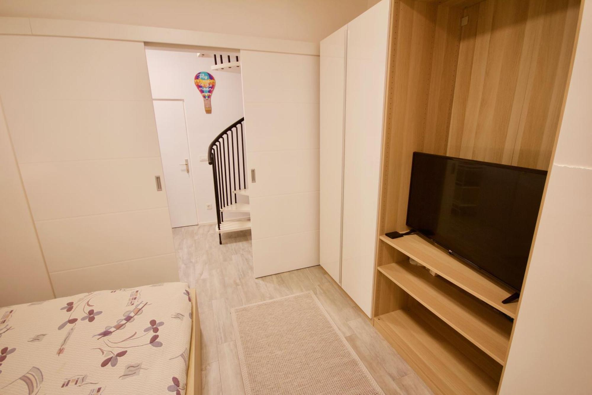 Albina Apartment Lubiana Esterno foto