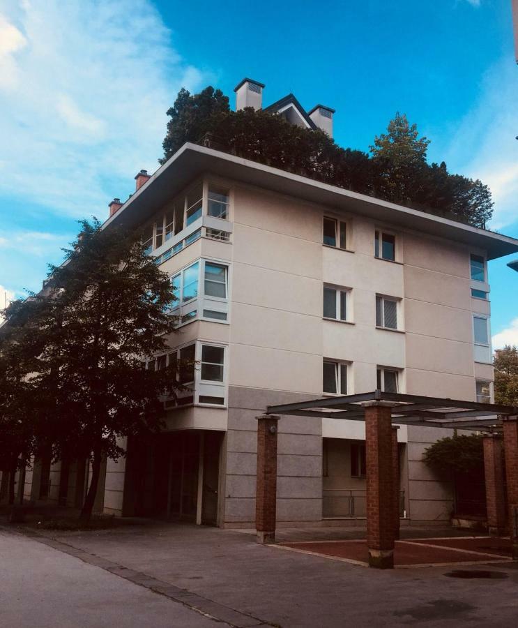 Albina Apartment Lubiana Esterno foto